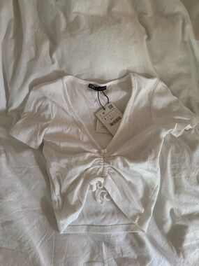 Zara White Ribbed V-Neck Ruched Drawstring Crop Tee
